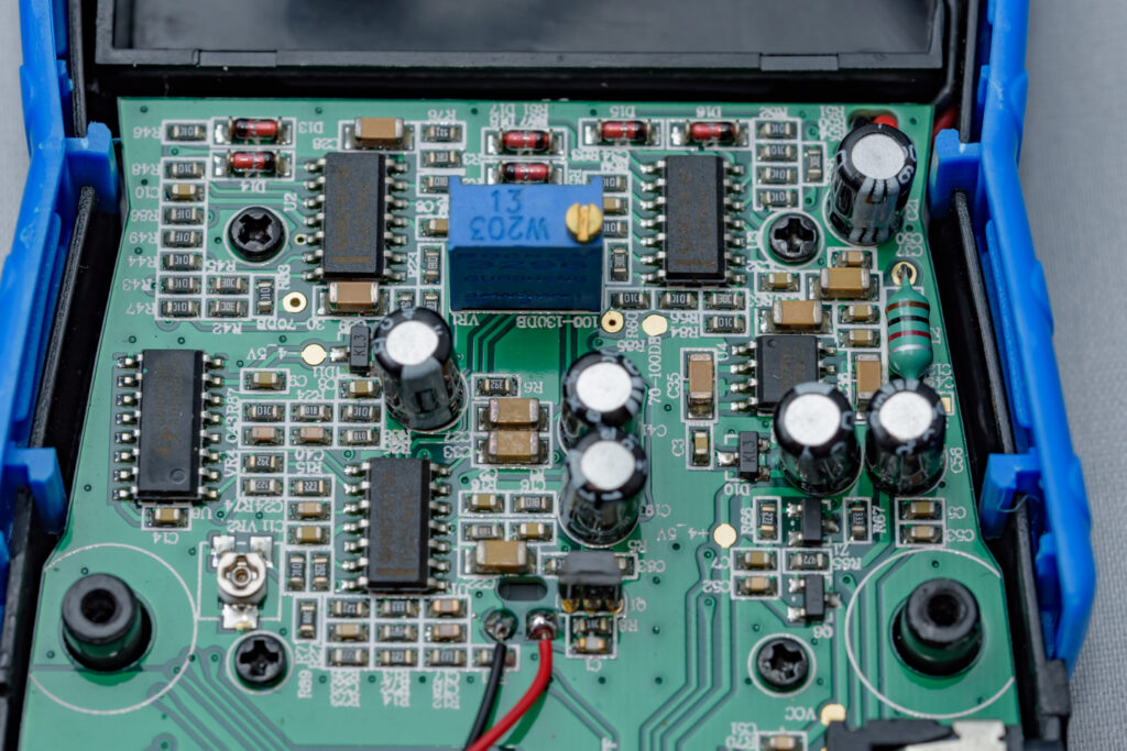 HP-882A：分解、回路下部のアップ